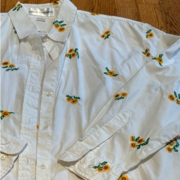 Casey Coleman Tops - Casey Coleman 100% cotton embroidered sunflower button down shirt size XXL